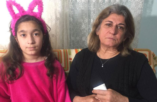 Ailesini depremde kaybetti mobilyacıdan gelen telefonla gözyaşlarına boğuldu