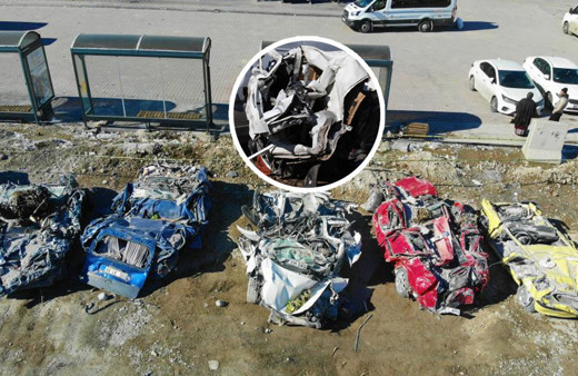 Depremde milyonluk araçlar hurdaya döndü! Hepsi kağıt gibi ezildi, bir tanesi öyle bir hale geldi ki...