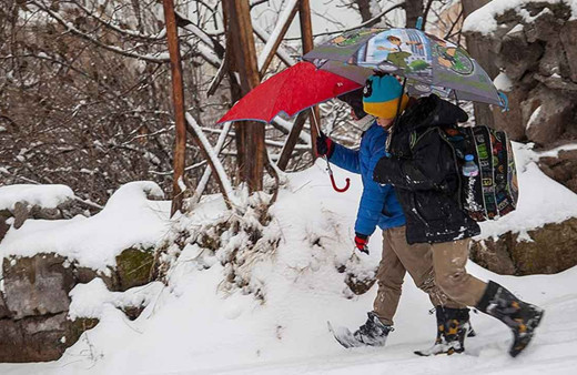 Ardahan ve Ağrı'nın bazı ilçelerinde eğitime kar engeli