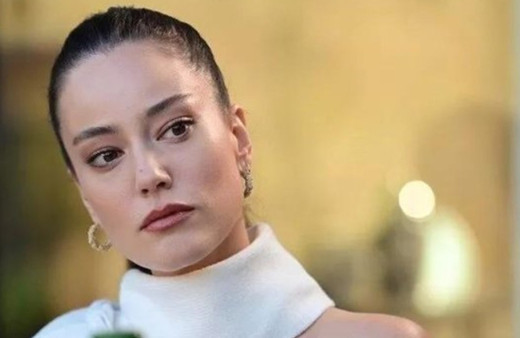 Pelin Akil'den deprem paylaşımı! "Uyku ilaçları ve yatıştırıcı çaylarla da uyuyamıyorum"