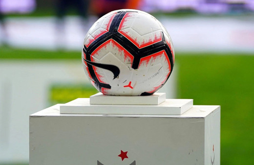 Süper Lig'de ertelenen 4 maçta görev yapacak hakemler açıklandı