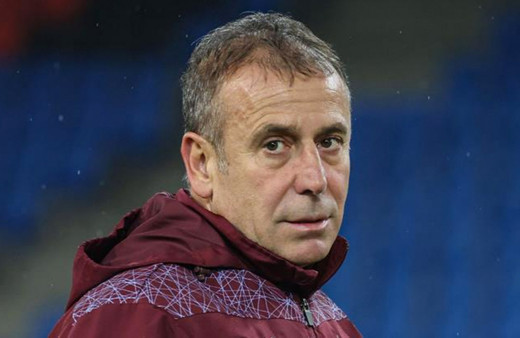 Abdullah Avcı Türkiye'de aslan Avrupa'da kuzu