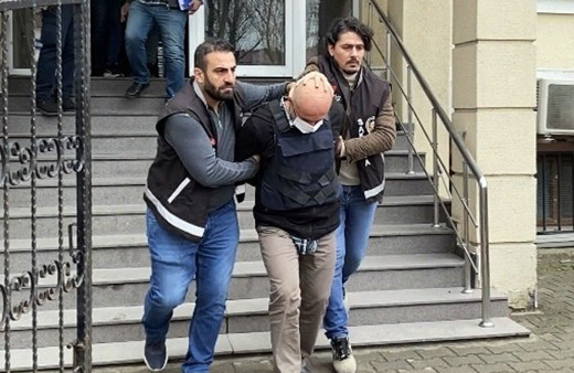 İftar vakti aile katliamı yapmıştı! İfadesi ortaya çıktı: Belki onu da öldürme düşüncem vardI