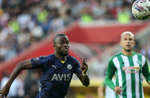 Fenerbahçe erteleme maçında Konyaspor'u konuk ediyor! İlk 11'ler belli oldu! Maç saat kaçta hangi kanalda?