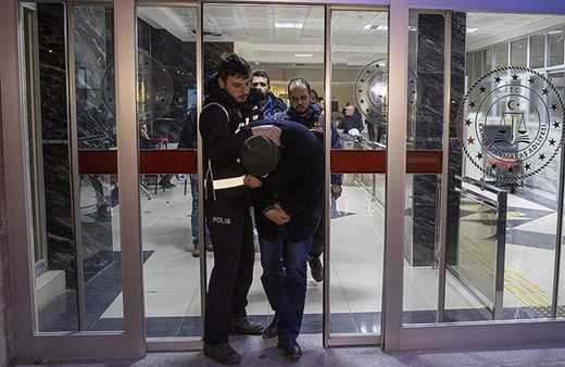 Deprem soruşturmasında tutuklananların sayısı 188'e yükseldi