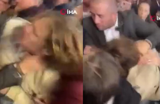 Macron'a tepki gösteren kadına sert müdahale: Boğazına sarılıp, saçından tutarak yerde sürüklediler!