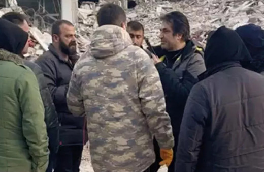 Mahsun Kırmızıgül, 20 gündür deprem bölgesinde! Röportaj ve canlı yayın isteklerini reddetti