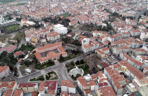 Uzmanlar deprem riski yok dedi herkes o ile akın etti! Talep çok ev yok