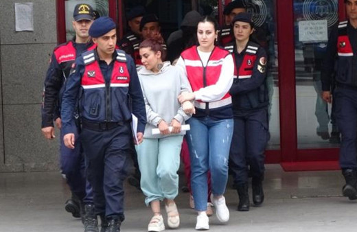 Çetenin lideri bir kadın! Antalya'da polis operasyonla çökertti