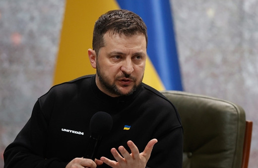 Zelenskiy'den flaş karar: Bazı yöneticileri görevden aldı!