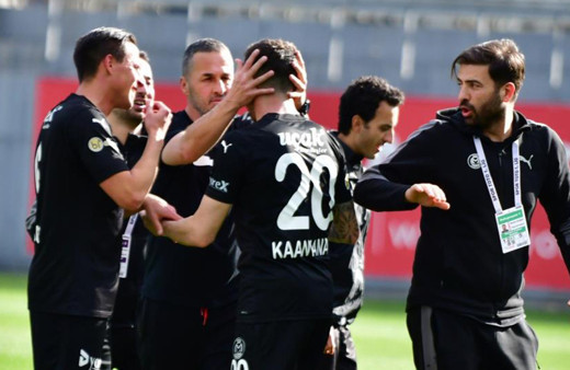 Muhteşem geri dönüş! Manisa FK, Bodrumspor'u uzatmalarda mağlup etti!