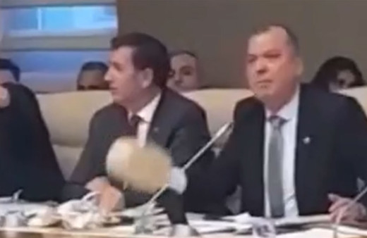 Meclis'te küfürlü kavga!