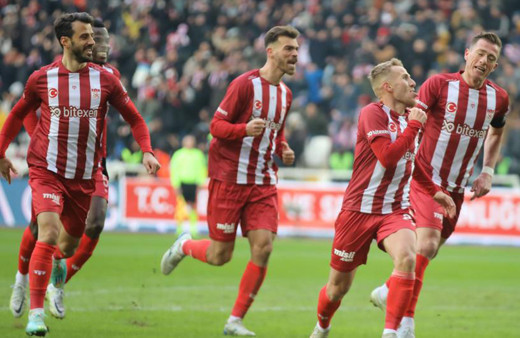 Avrupa sahnesindeki 29. maç: Sivasspor, Fiorentina’ya konuk olacak