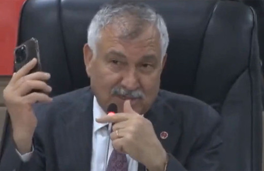 Zeydan Karalar'ı Meclis toplantısında 'komutanı' aradı! 'Haklı sebep' deyip sustular