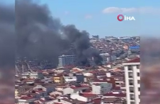 Esenyurt’ta 5 katlı binada yangın paniği