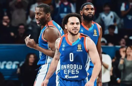 Anadolu Efes'ten muhteşem galibiyet! Real Madrid'i devirdiler