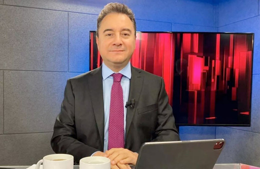 Ali Babacan'ın iddiası: Deprem bölgesinde 6 ayda 500 bin konutu bitiririz