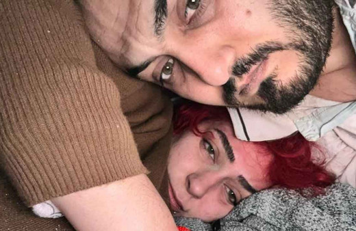 Yaşadıkları kat alt katla birleşti! Enkaz altında o anları saniye saniye kayıt altına aldı