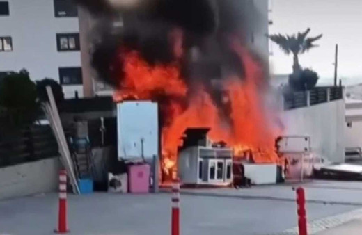 Apatman görevlisi sinir krizi geçirdi: “Benzin dökerek kendi eşyalarını yaktı”