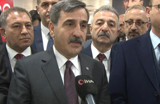 Kamu-Sen Genel Başkanı Önder Kahveci görevinden istifa etti!