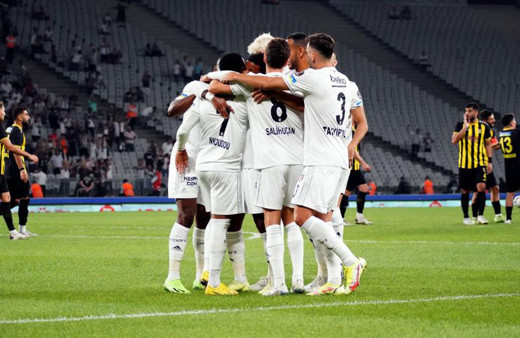 Beşiktaş İstanbulspor muhtemel 11'ler! Ghezzal geri dönüyor, gözler Aboubakar'da!