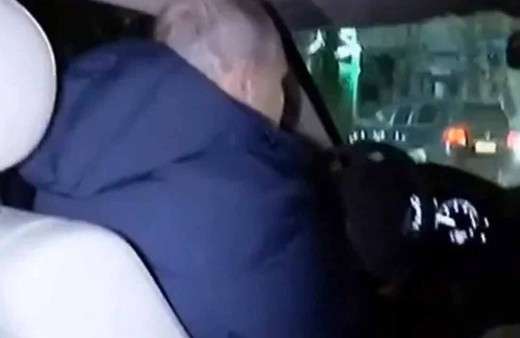 Gece helikopterle Donbas'a inip araç süren Putin'e Ukrayna'dan 'hırsız' benzetmesi