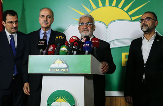 HÜDA PAR Başkanı Yapıcıoğlu 'Sapıklık özgürlüğü yoktur' deyip ekledi: Kaç vekil alacağız pazarlık ediyoruz