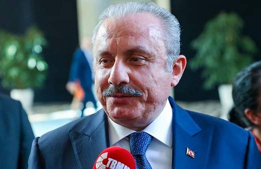 Mustafa Şentop'tan 'Kürtçe'nin tutanaklarda 'bilinmeyen dil' olarak yazıldığı" iddiasına cevap