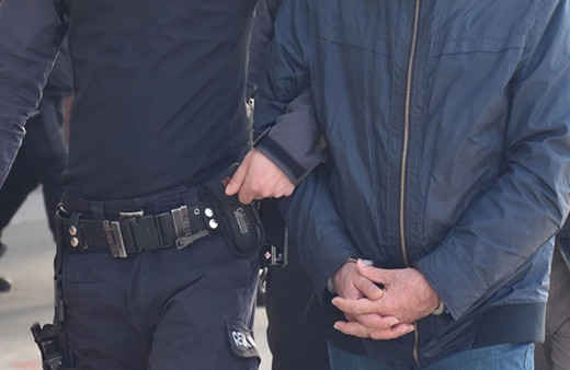 İzmir'de DEAŞ operasyonu: 9 şüpheli yakalandı!