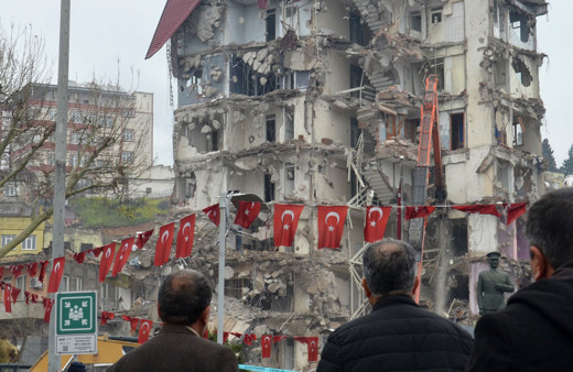 Son kez uzaktan baktılar! Kahramanmaraş'ta ağlatan anlar