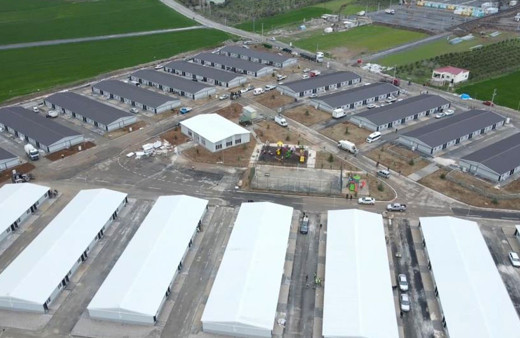 Gaziantep Nurdağı ve İslahiye'de 214 prefabrik ev depremzedelere teslim edildi