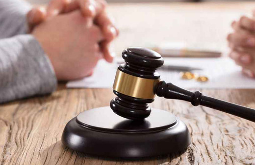 Dayakçı koca, aldatan eşten daha az kusurlu sayıldı