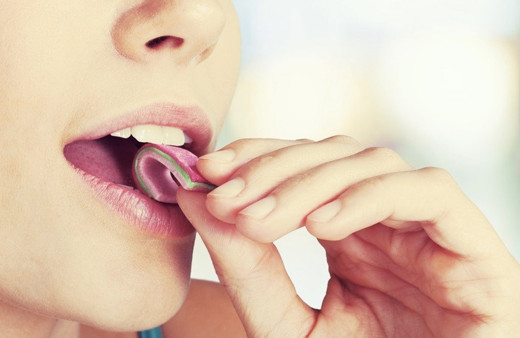 Ağzın kokmaması için sakız çiğnemek oruca zarar verir mi Diyanet açıklaması