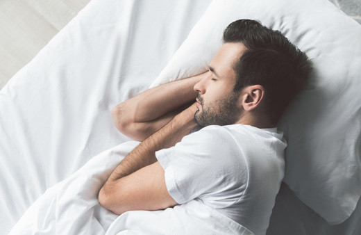 Oruçluyken rüyada boşalmak orucu bozar mı Diyanet kefaret gerektirir mi?