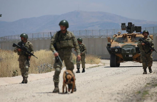 Suriye’den Türkiye’ye yasa dışı yollarla geçmeye çalışırken yakalandı!