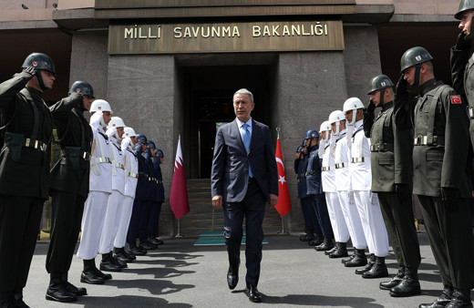 Kur'an-ı Kerim'e ve Türk bayrağına saldırıya MSB'den tepki: Kudurmuş mahluklar!
