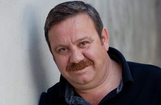 Oyuncu Serhat Özcan milletvekili aday adayı oldu! Partinin genel başkanı duyurdu