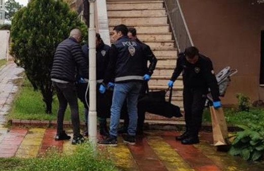 Sakarya'da kolonya içtiği iddia edilen adam hayatını kaybetti