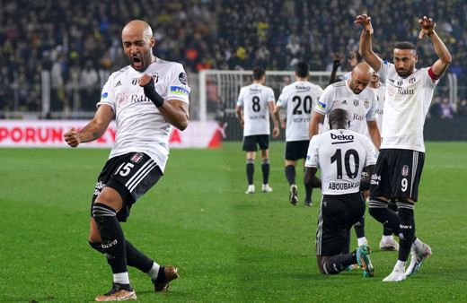 Dev derbiye Redmond damga vurdu! Kadıköy'de 10 kişi kalan Beşiktaş, Fenerbahçe'yi dağıttı!