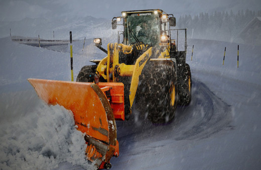 Bitlis ve Van'da 155 yerleşim biriminin yolu ulaşıma açıldı