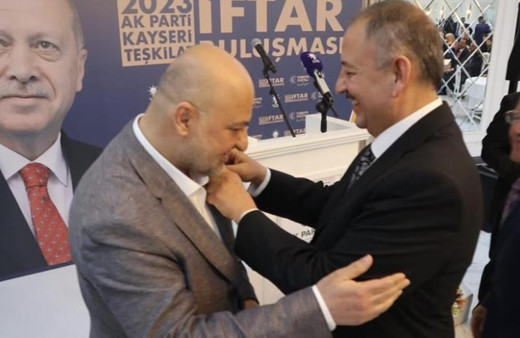 DEVA Partisi’nden istifa eden 3 isim AK Parti’ye katıldı