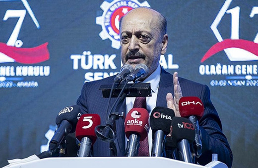 Vedat Bilgin'den 700 bin kamu işçisini sevindirecek açıklamalar