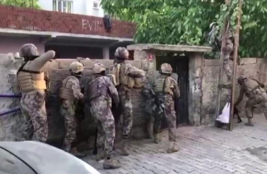 Batman'daki terör operasyonunda 11 kişi gözaltına alındı