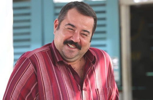 Ata Demirer'in asansör pozu olay oldu! Ayna karşısında "Narsist kız pozu" diyerek böyle tiye aldı!