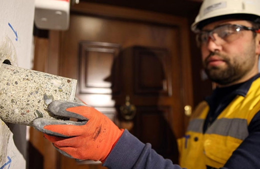 Antalya'da deprem testi kavgasına Çevik Kuvvet müdahalesi