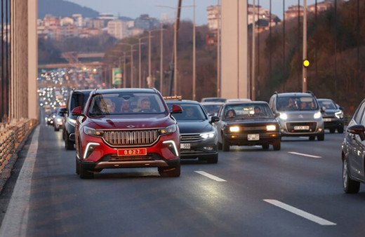 Nureddin Nebati, yerli ve milli otomobil Togg ile ilk sürüşünü gerçekleştirdi