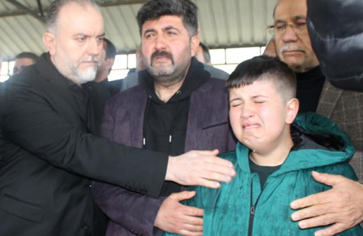 Adana'da heyelan faciası; Rahime öğretmen toprağa verildi, oğlu ve eşi kahroldu