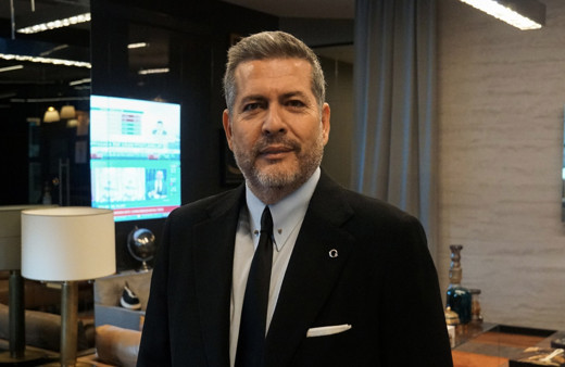 Levent Uysal kimdir, kaç yaşında? Levent Uysal eşi Ece Uysal ve çocukları