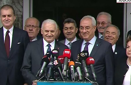 DSP fena karıştı! 3 genel başkan yardımcısı birden istifa etti! Şok suçlamalar...