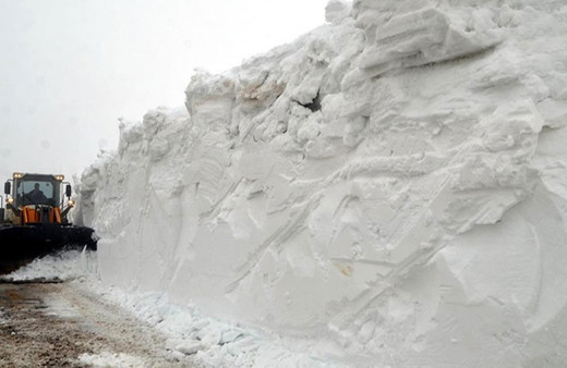 Nisan'da 5 metre kar mı olurmuş? Muş'ta olur